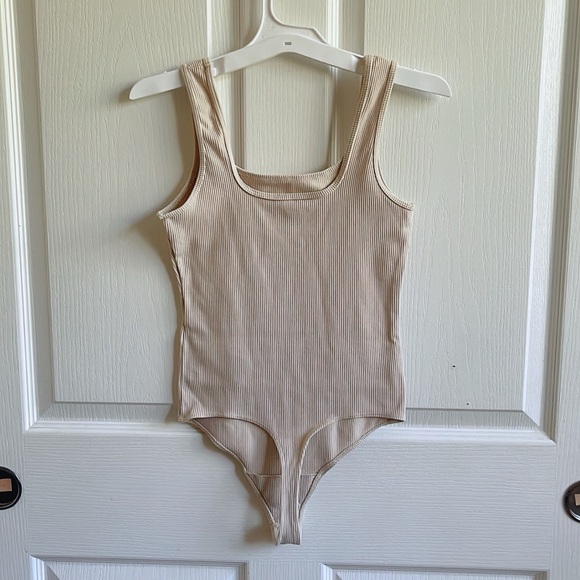 abercrombie and fitch bodysuit - Picture 3 of 4